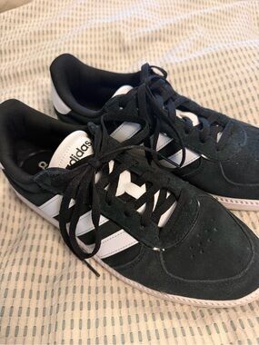 adidas Breaknet Sleek Black Suede Low Top Sneakers 9.5